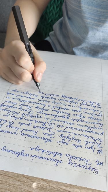 Uczniowie naszej szkoły dzielnie walczyli o tytuł Mistrza Ortografii – Polonijne dyktando z języka polskiego „Ja piszę, Ty piszesz, My piszemy… po polsku” 2020