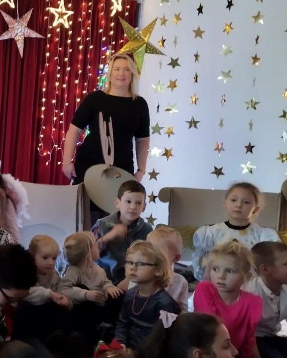 Witaj nam Dziadku Mikołaju dzieci już od rana Ciebie wyglądają.