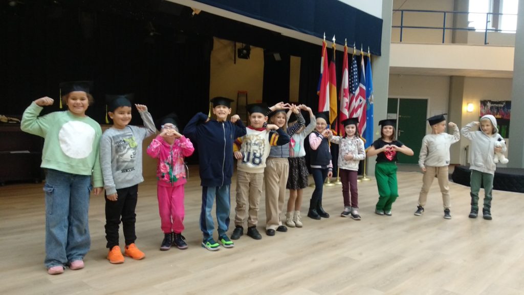 Witajcie w szkole Pierwszaki – przygotowania do Ślubowania !!!