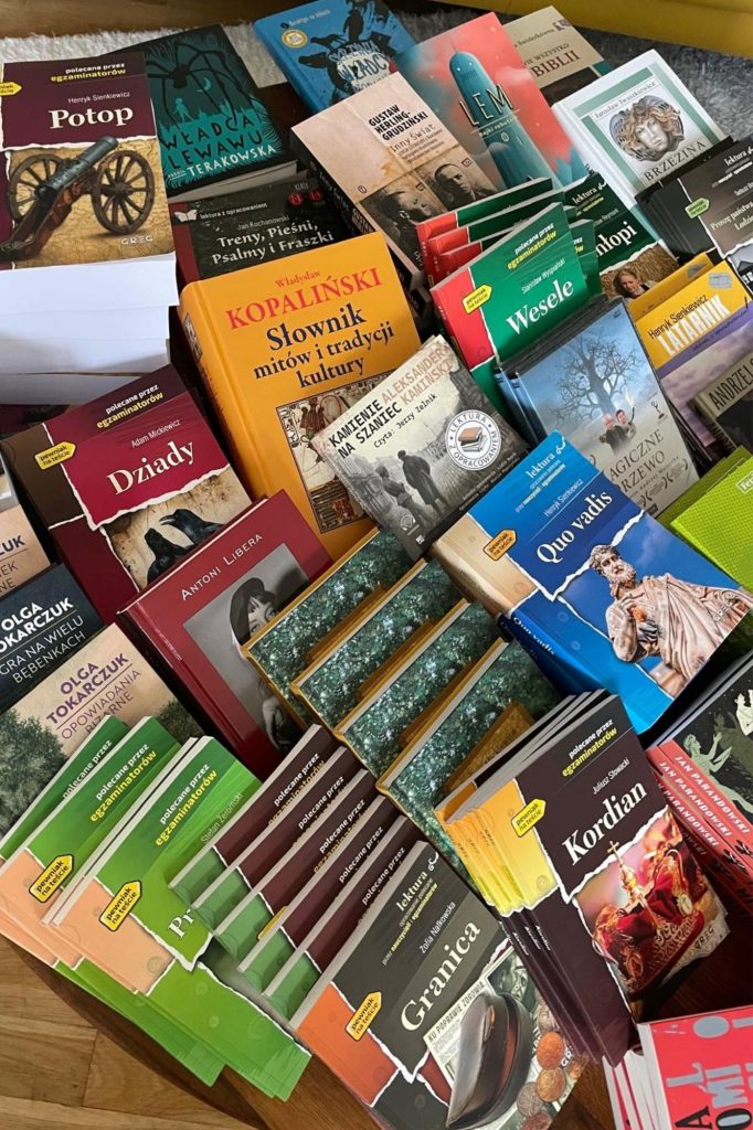 Księgi, książki, książeczki…