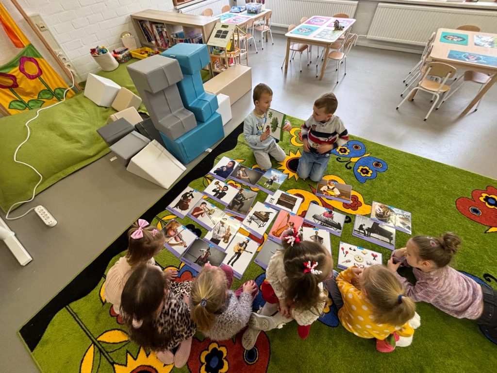 Wspólne muzykowanie w przedszkolu