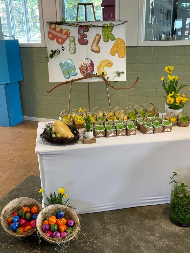 🌼🐣 Wielkanocne tradycje w naszej szkole 🐣🌼